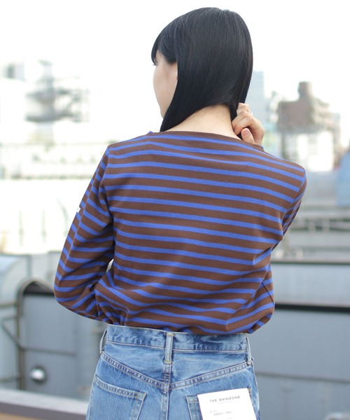 ORCIVAL（オーシバル）の「ORCIVAL/オーシバル　コットンロード ボートネックシャツ ボーダー　B211 22AW（Tシャツ/カットソー・レディース・ブラック/ブラウン/グリーン/ブルーグレー/ナチュラル・2/3）」の18枚目の写真