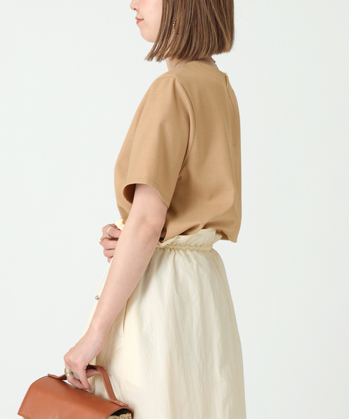 B.C STOCK（ベーセーストック）の「バックファスナークルーネックブラウス（シャツ/ブラウス・レディース・ホワイト/ブラック/ベージュ/ピンク/グリーン・FREE）」の13枚目の写真