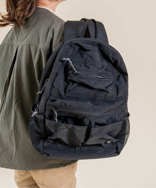F.O.KIDS(エフオーキッズ)の「DAILY BACK PACK(バックパック/リュック・キッズ・ブラック/ベージュ/カーキ/レインボー・SMALL/MEDIUM/XS/S)」の2枚目の写真