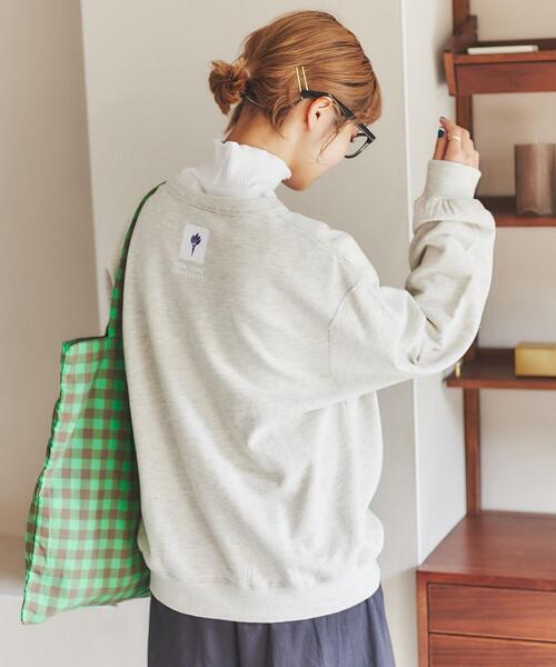 DISCUS（ディスカス）の「DISCUS×UNIVERSITY裏毛スウェットプルオーバーナチュラル（スウェット・レディース・ナチュラル・M/L）」の9枚目の写真