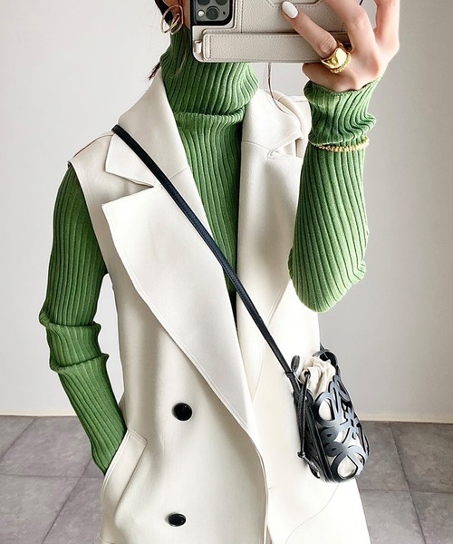 Emma Taylor(エマテイラー)の「ダブルカラーリブタートルニット(ニット/セーター・レディース・ブラック/ベージュ/グリーン系その他・FREE)」の3枚目の写真