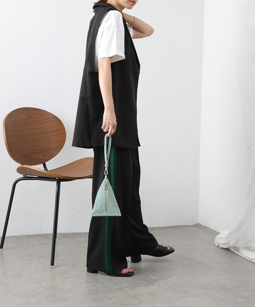 COLONY 2139（コロニートゥーワンスリーナイン）の「テーラードベスト / ジレ（ベスト・レディース・ブラック/グレー/ブラウン・FREE）」の14枚目の写真