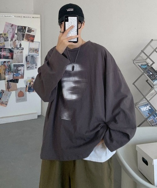 MGV(エムジーヴィー)の「デザインフロントロングスリーブTシャツ(Tシャツ/カットソー・メンズ・ホワイト/ブラック/ブルー/ダークグレー・MEDIUM/LARGE/X-LARGE)」の12枚目の写真
