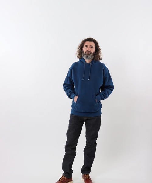 Champion（チャンピオン）の「【Champion/チャンピオン】メンズ TRUE TO ARCHIVES リバースウィーブ(R) フーデッドスウェットシャツ（パーカー・メンズ・ロイヤルブルー/ブラック/シルバーグレー/ネイビー/マルーン/ダークグリーン/レッド系その他4・MEDIUM/X-LARGE/LARGE/SMALL）」の22枚目の写真