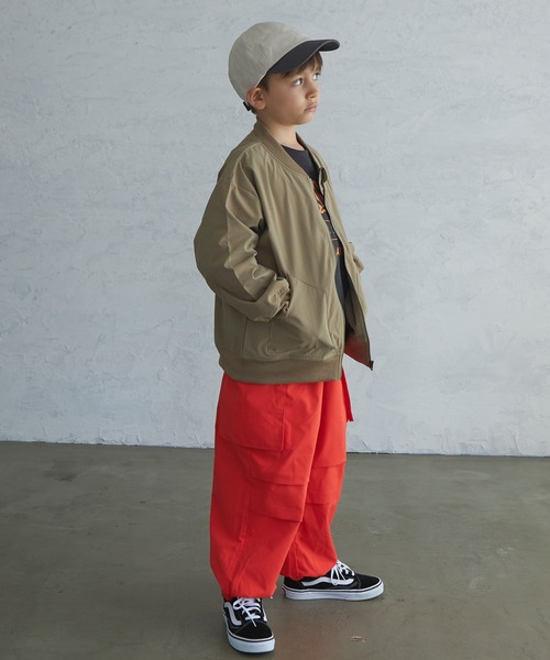 PAIRMANON STREET(ペアマノンストリート)の「【PAIRMANON STREET】MA-1ライトブルゾン(その他アウター・キッズ・ブラック/カーキ/オレンジ/グレイッシュベージュ・90/100/110/120/130/140/150)」の8枚目の写真