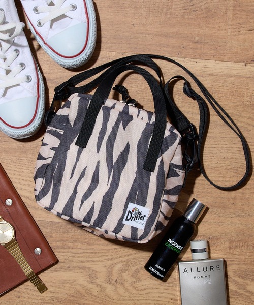 Drifter(ドリフター)の「【Drifter】SQUARE MINI BAG 2WAYショルダーorハンドバッグ ドリフター(ショルダーバッグ・レディース・その他4/その他2/ブラック/グリーン/その他1/ブルー/その他5/その他6・FREE)」の6枚目の写真
