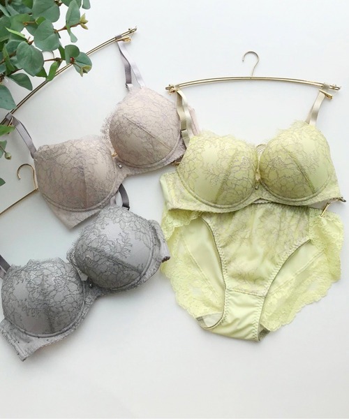 AMPHI（アンフィ）の「BRAGENIC+/アイラッシュレース ショーツ（ショーツ・レディース・オリーブ/アイボリー/ライトイエロー/パープル/ピンクベージュ/クリアイエロー/ライトグレー・MEDIUM/LARGE）」の22枚目の写真