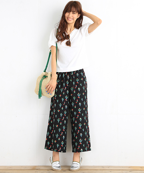 B:MING by BEAMS（ビーミングバイビームス）の「ビーミング by ビームス / サボテンリラックスパンツ（その他パンツ・レディース・ブラック・SMALL/MEDIUM）」の14枚目の写真