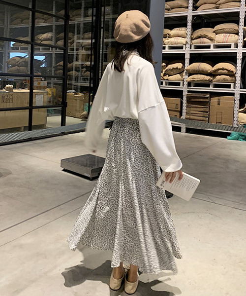 c.u.l(シーユーエル)の「小花柄フレアスカート culw308(スカート・レディース・ホワイト/ブラック・FREE)」の13枚目の写真