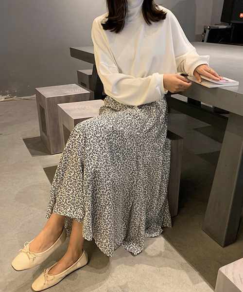 c.u.l(シーユーエル)の「小花柄フレアスカート culw308(スカート・レディース・ホワイト/ブラック・FREE)」の9枚目の写真