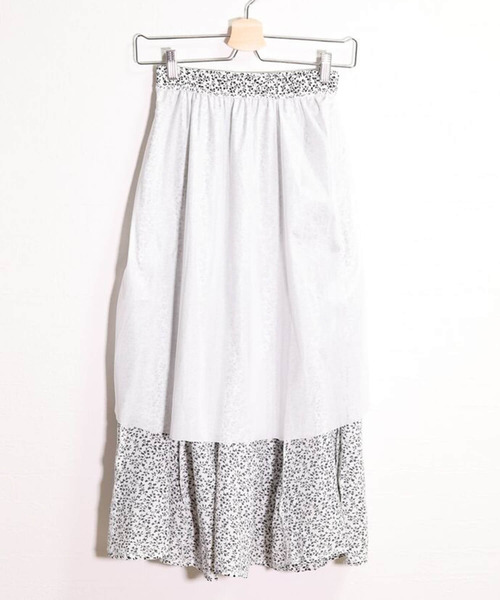 c.u.l(シーユーエル)の「小花柄フレアスカート culw308(スカート・レディース・ホワイト/ブラック・FREE)」の19枚目の写真