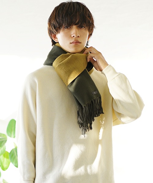 MinoriTY(マイノリティ)の「【MinoriTY】ダブルフェイスボリュームマフラー リバーシブル メンズ ウィメンズ ユニセックス 春服 冬服 プレゼント 大判ストール(マフラー・メンズ・ライトグレー/ブラック/ベージュ/ブラウン/ネイビー/カーキ/ブルー/パープル/モカ・FREE)」の6枚目の写真