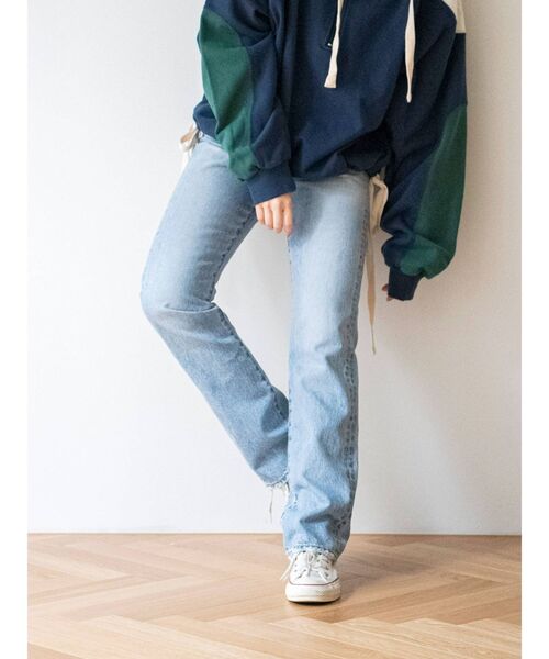 Ungrid（アングリッド）の「ハイウエストストレートデニム（デニムパンツ・レディース・ブルー・24inch/25inch/26inch）」の2枚目の写真