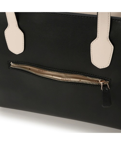 Guess（ゲス）の「SILVANA 2 Compartment Tote（トートバッグ・レディース・ブラック・ONE SIZE）」の6枚目の写真