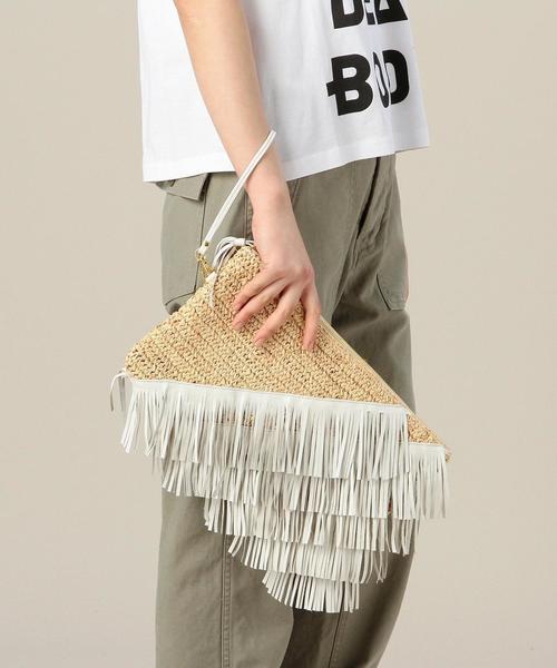 BEAUTY&YOUTH UNITED ARROWS（ビューティーアンドユースユナイテッドアローズ）の「BYSF Le vernis ラフィア フリンジクラッチ◆（クラッチバッグ・レディース・ホワイト/ブラック・フリー）」の7枚目の写真