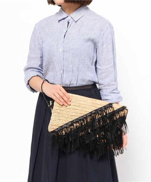 BEAUTY&YOUTH UNITED ARROWS（ビューティーアンドユースユナイテッドアローズ）の「BYSF Le vernis ラフィア フリンジクラッチ◆（クラッチバッグ・レディース・ホワイト/ブラック・フリー）」の11枚目の写真