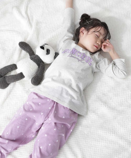 devirock（デビロック）の「綿100％ ガールズ くしゅっと裾リボン 長袖パジャマ（ルームウェア/パジャマ・キッズ・オフホワイト/ネイビー/ラベンダー/ベージュ系その他/ブルー系その他/バイオレット/パープル系その他/ピンク系その他/グレイッシュブルー/その他14/その他15/その他16/その他17/ベージュ系その他2/ブルー系/レッド系・100cm/110cm/120cm/130cm/140cm/150cm/160cm）」の4枚目の写真