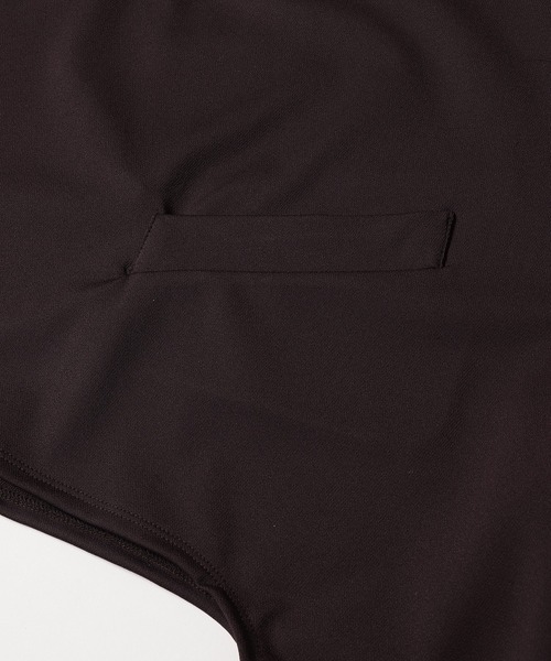 CULLNI(クルニ)の「23-SS-028 / Stretch Rasechel Cut Out BodyTee(Tシャツ/カットソー・メンズ・グレイッシュベージュ/ブラウン/グリーン/ブラック・1/2/0)」の19枚目の写真