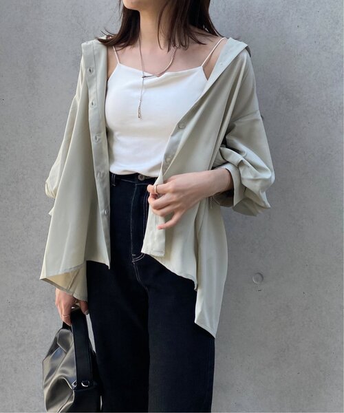 RAY CASSIN(レイカズン)の「7分袖スパンブロード袖ボリュームシャツ(シャツ/ブラウス・レディース・ブルー/オフホワイト/ピンク/スミクロ/ミント/イエロー/ラベンダー/キナリ/サックスブルー系/ライトグリーン・FREE)」の15枚目の写真