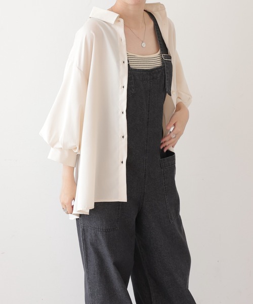 RAY CASSIN(レイカズン)の「7分袖スパンブロード袖ボリュームシャツ(シャツ/ブラウス・レディース・ブルー/オフホワイト/ピンク/スミクロ/ミント/イエロー/ラベンダー/キナリ/サックスブルー系/ライトグリーン・FREE)」の2枚目の写真