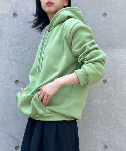 MAISON BREEZE(メゾンブリーズ)の「【MAISON BREEZE】オーバーサイズスウェットパーカー KNF(パーカー・レディース・チャコールグレー/ライトグレー/ブラック/ホワイト/ライトグリーン/アイボリー/サックスブルー・FREE)」の18枚目の写真