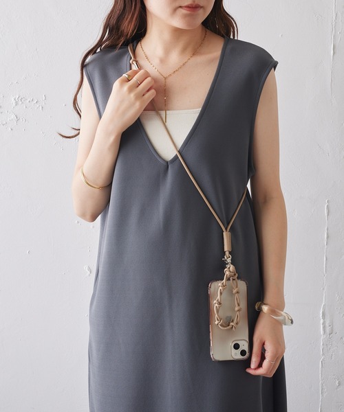 Beau're（ヴュレ）の「《BEAURE/ビュレ》レザーコードスマホストラップ3（スマホグッズ・レディース・グレー/ベージュ/パープル/ブラック/ライトグレー・FREE）」の10枚目の写真