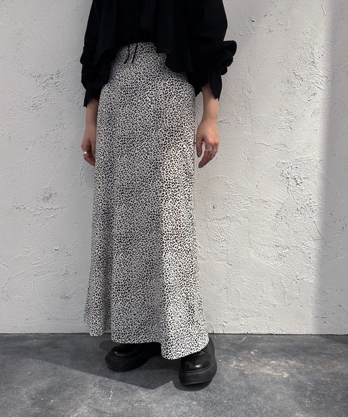 apres jour mignon（アプレジュールミニョン）の「アソートクロスマーメイドスカート【ZOZOTOWN限定アイテム】（スカート・レディース・その他/ブラック・MEDIUM/X-LARGE/SMALL）」の12枚目の写真