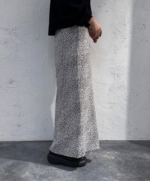 apres jour mignon（アプレジュールミニョン）の「アソートクロスマーメイドスカート【ZOZOTOWN限定アイテム】（スカート・レディース・その他/ブラック・MEDIUM/X-LARGE/SMALL）」の6枚目の写真