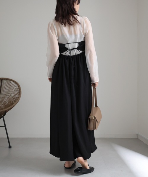 ap retro（アプレトロ）の「バックデザインロングキャミワンピース（ワンピース・レディース・ブラック/グレー/アイボリー・FREE）」の11枚目の写真