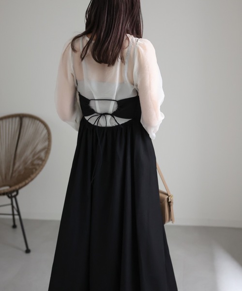 ap retro（アプレトロ）の「バックデザインロングキャミワンピース（ワンピース・レディース・ブラック/グレー/アイボリー・FREE）」の18枚目の写真