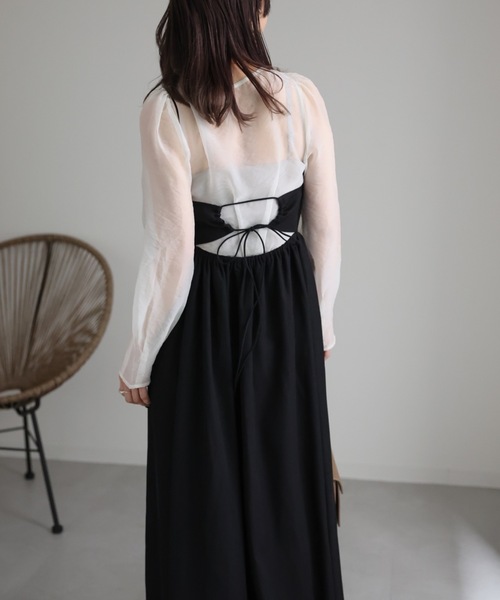 ap retro（アプレトロ）の「バックデザインロングキャミワンピース（ワンピース・レディース・ブラック/グレー/アイボリー・FREE）」の19枚目の写真