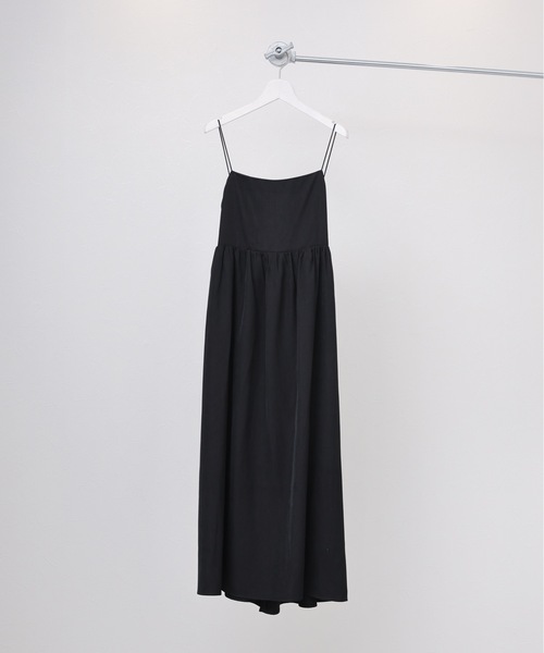 ap retro（アプレトロ）の「バックデザインロングキャミワンピース（ワンピース・レディース・ブラック/グレー/アイボリー・FREE）」の21枚目の写真