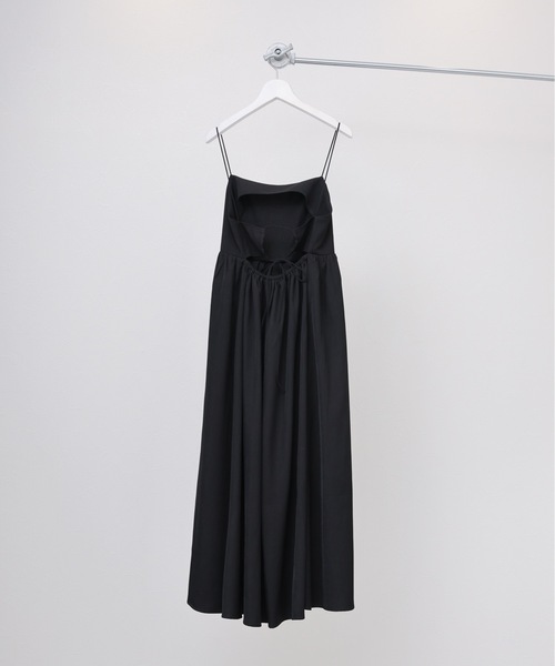 ap retro（アプレトロ）の「バックデザインロングキャミワンピース（ワンピース・レディース・ブラック/グレー/アイボリー・FREE）」の22枚目の写真