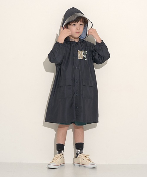 b・ROOM（ビールーム）の「収納袋入りアソートレインコート（レインコート/ポンチョ・キッズ・モスグリーン/ブルーグレー/ブラック/ネイビー・S/M）」の4枚目の写真