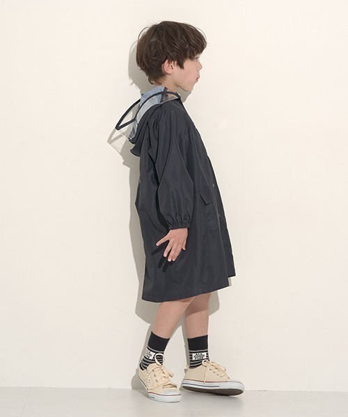 b・ROOM（ビールーム）の「収納袋入りアソートレインコート（レインコート/ポンチョ・キッズ・モスグリーン/ブルーグレー/ブラック/ネイビー・S/M）」の15枚目の写真