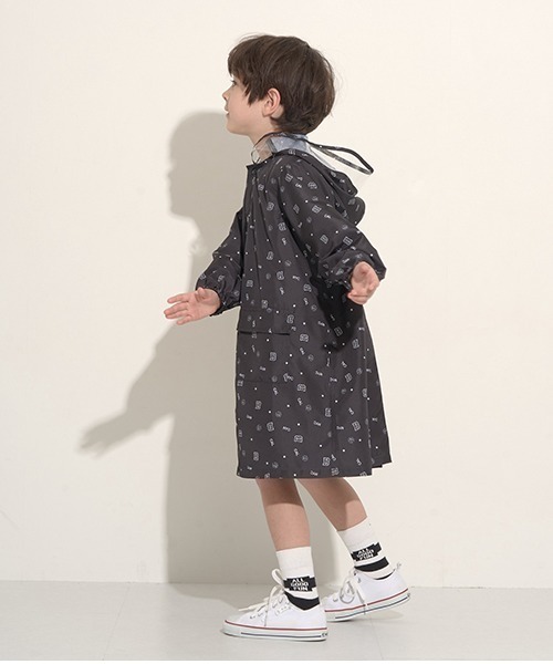 b・ROOM（ビールーム）の「収納袋入りアソートレインコート（レインコート/ポンチョ・キッズ・モスグリーン/ブルーグレー/ブラック/ネイビー・S/M）」の11枚目の写真