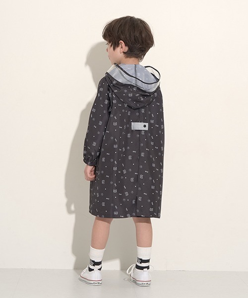 b・ROOM（ビールーム）の「収納袋入りアソートレインコート（レインコート/ポンチョ・キッズ・モスグリーン/ブルーグレー/ブラック/ネイビー・S/M）」の10枚目の写真