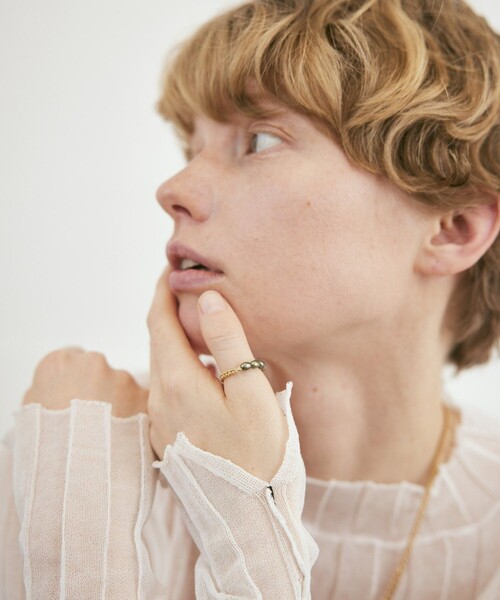 and cloud（アンドクラウド）の「Color Pearl Kahki-Graysh Perple Ring（リング・レディース・イエローゴールド/シルバー・#9/#13/#17）」の2枚目の写真