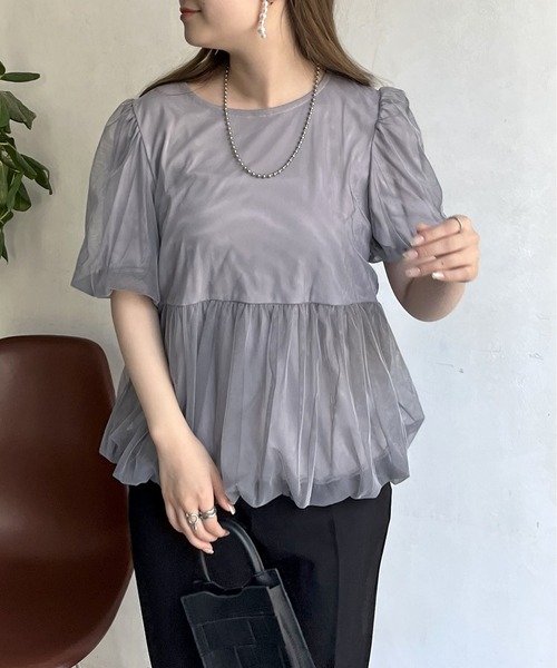 prose verse（プロズヴェール）の「チュールレイヤードペプラムブラウス（シャツ/ブラウス・レディース・ブラック/グレー・MEDIUM）」の12枚目の写真