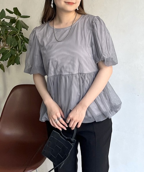 prose verse（プロズヴェール）の「チュールレイヤードペプラムブラウス（シャツ/ブラウス・レディース・ブラック/グレー・MEDIUM）」の15枚目の写真