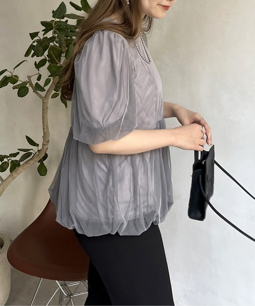 prose verse（プロズヴェール）の「チュールレイヤードペプラムブラウス（シャツ/ブラウス・レディース・ブラック/グレー・MEDIUM）」の21枚目の写真