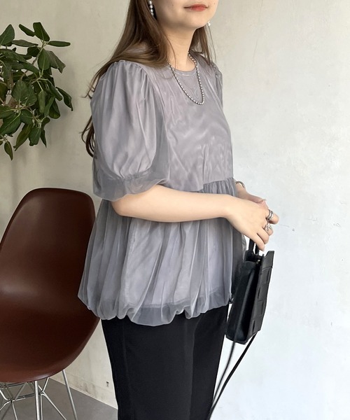 prose verse（プロズヴェール）の「チュールレイヤードペプラムブラウス（シャツ/ブラウス・レディース・ブラック/グレー・MEDIUM）」の22枚目の写真