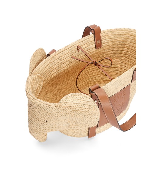 LOEWE（ロエベ）の「エレファント バスケットバッグ（ラフィア