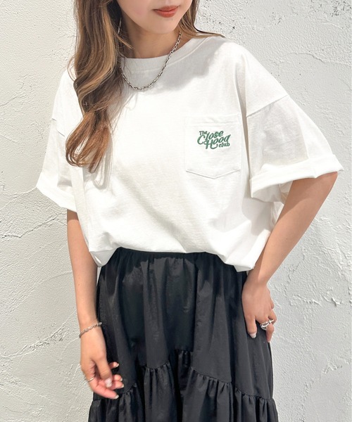 apres jour mignon（アプレジュールミニョン）の「ポケット刺繍Tシャツ【ZOZOTOWN限定アイテム】（Tシャツ/カットソー・レディース・ブラック系その他/ホワイト系その他2/オフホワイト/ブルー/ホワイト系その他・フリー/X-LARGE）」の6枚目の写真