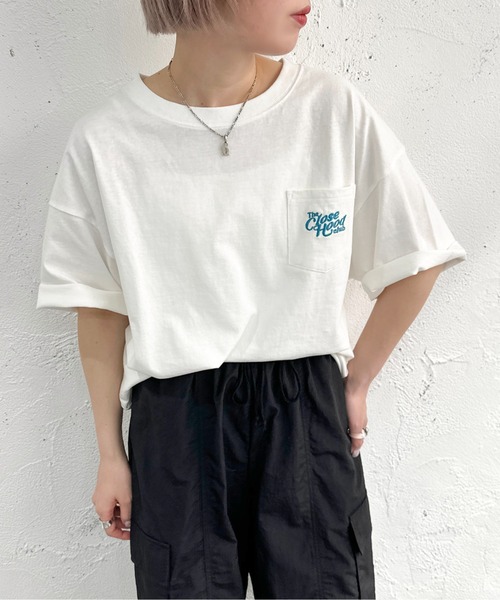 apres jour mignon（アプレジュールミニョン）の「ポケット刺繍Tシャツ【ZOZOTOWN限定アイテム】（Tシャツ/カットソー・レディース・ブラック系その他/ホワイト系その他2/オフホワイト/ブルー/ホワイト系その他・フリー/X-LARGE）」の14枚目の写真