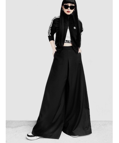 LVEU.(ラブユ.)の「Inparted tuck flare pants / インパーテッドタックフレアパンツ(Ai select)(その他パンツ・レディース・ブラック・FREE)」の8枚目の写真