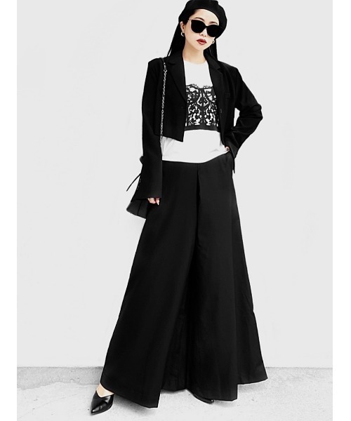 LVEU.(ラブユ.)の「Inparted tuck flare pants / インパーテッドタックフレアパンツ(Ai select)(その他パンツ・レディース・ブラック・FREE)」の10枚目の写真