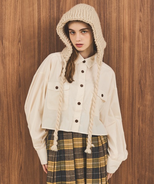 MERLOT(メルロー)の「ポケット付きショートシャツ(シャツ/ブラウス・レディース・アイボリー/オレンジ/ブラック・FREE)」の4枚目の写真