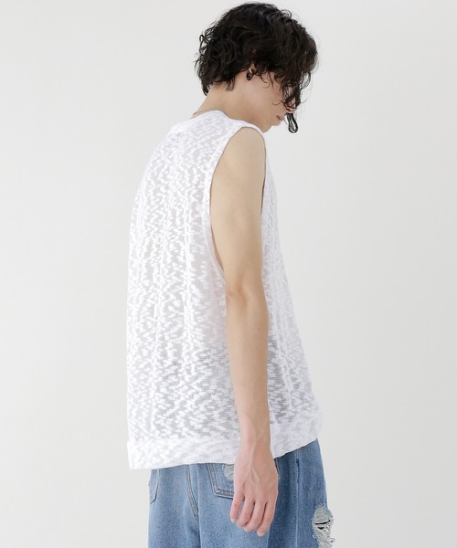 minsobi(ミンソビ)の「クラウドニットベスト ノースリーブ透けニット(ベスト・メンズ・ホワイト/ブラック・FREE)」の19枚目の写真