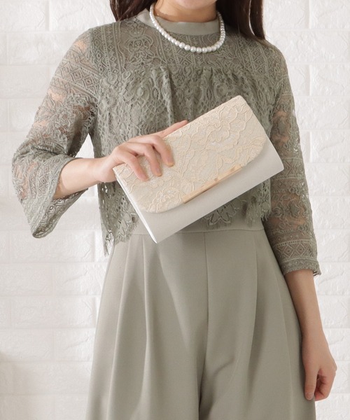 Lace Ladies(レースレディース)の「プレート付きフラワーレースクラッチバッグ(クラッチバッグ・レディース・ブラック/アイボリー/グレー・FREE)」の7枚目の写真